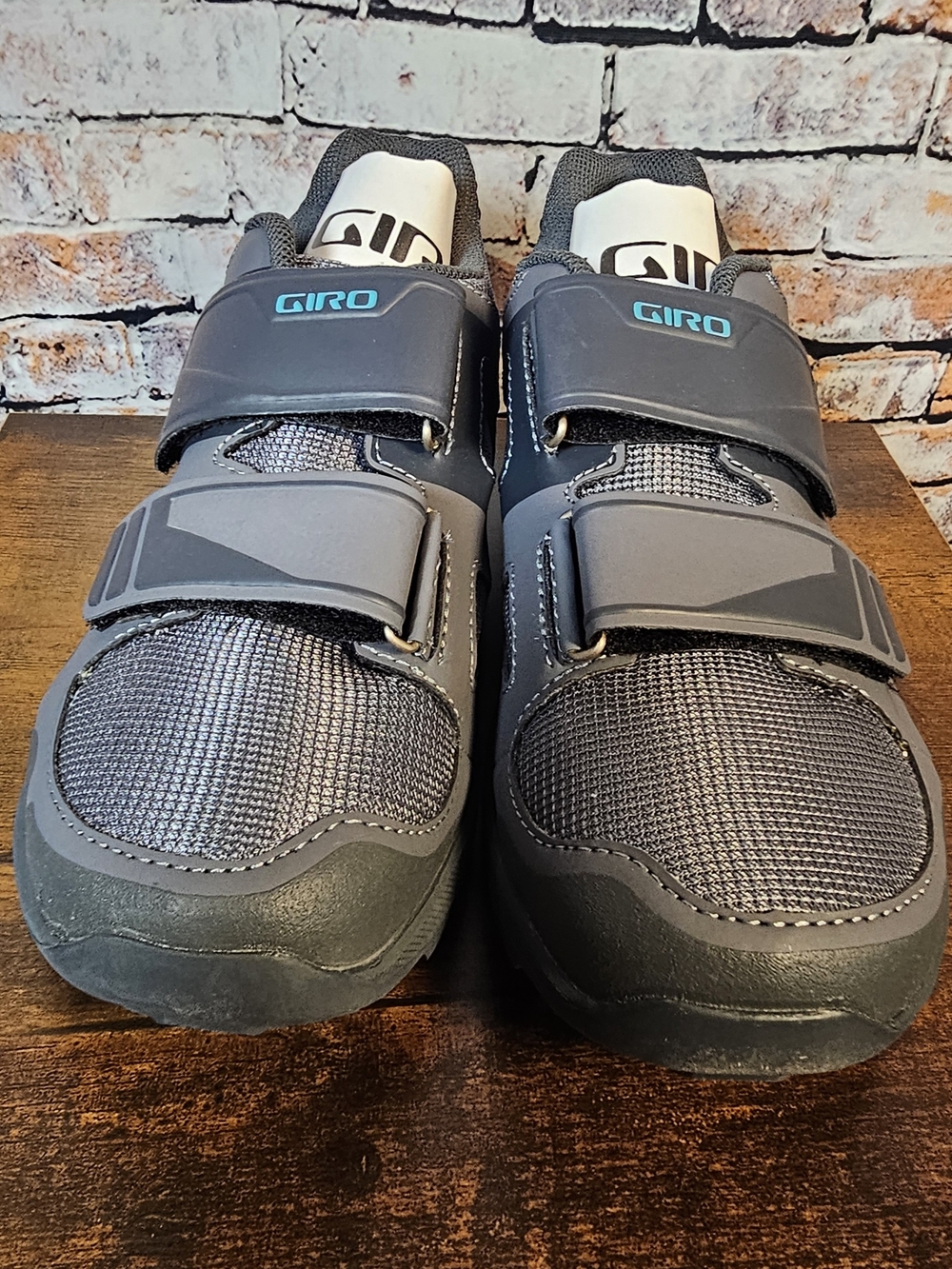Giro Berm W Mountain Bike Cycling Shoes NIB Women's US 7.5 EU 39 Titanium
